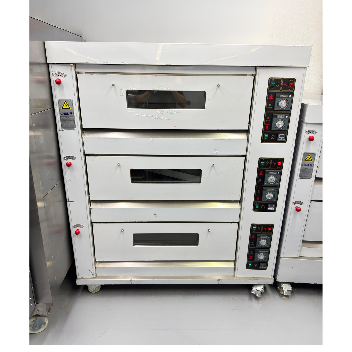 Horno para Panadería de 3 Cámaras 6 bandejas Análogo a Gas