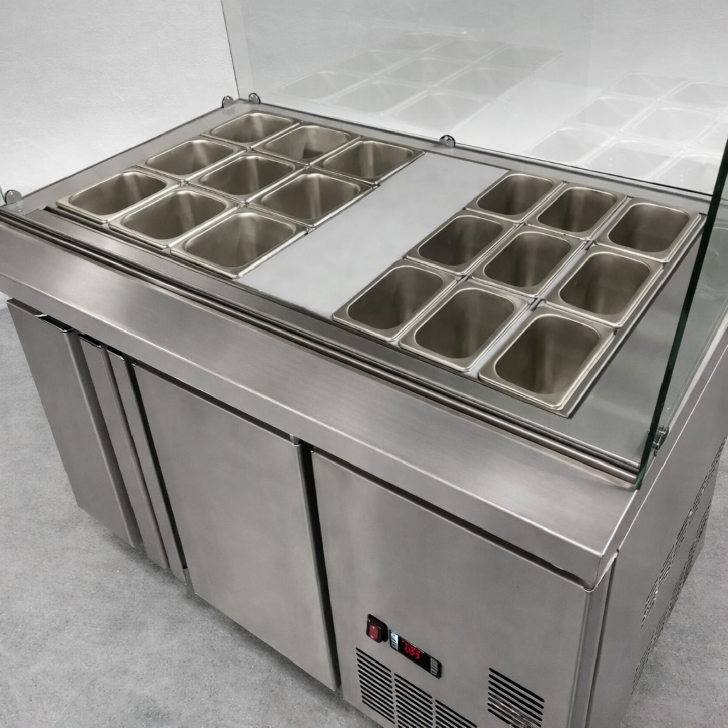 Vitrina topinera refrigerada 18 recipientes